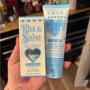 P.Louise Skin Blue Raspberry Hyaluronic Acid Serum